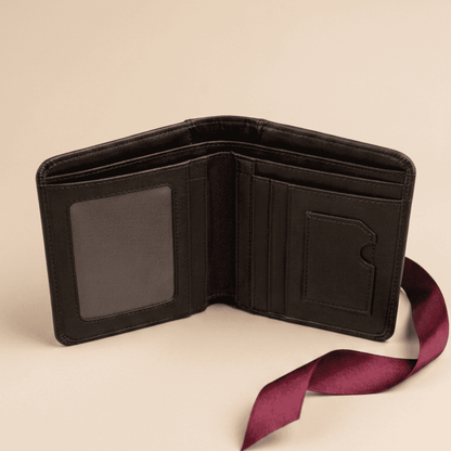 Portefeuille homme 2 volets cuir véritable RFID noir ouvert compartiments Théon avec ruban bordeaux — Novaleor