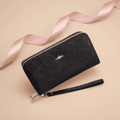 Portefeuille femme grande capacité double zip motif floral en cuir synthétique noir Zyra avec ruban rose poudré — Novaleor