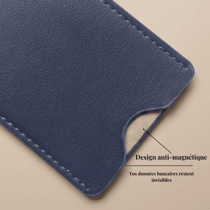 Protège-carte RFID bleu Novaleor détail design anti-magnétique — vos données bancaires restent invisibles